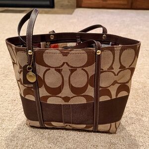 Classic Coach logo bucket tote
